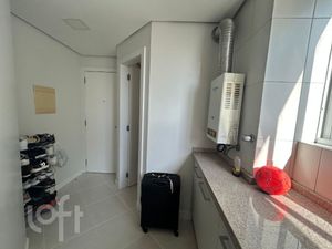 Image 32 - 881192
