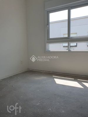 Image 7 - 881193