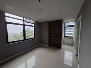 Image 8 - 881196