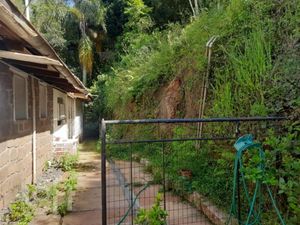 Image 14 - 881210