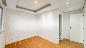 Image 16 - 881213