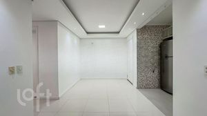 Image 6 - 881213