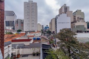 Image 11 - 881214