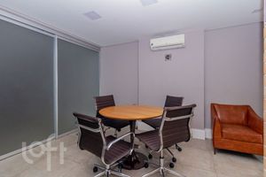 Image 30 - 881214