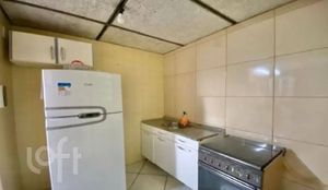 Image 1 - 881219