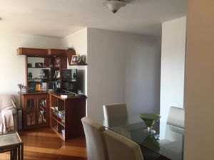 Image 3 - 881222