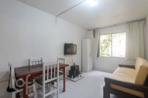 Image 16 - 881223