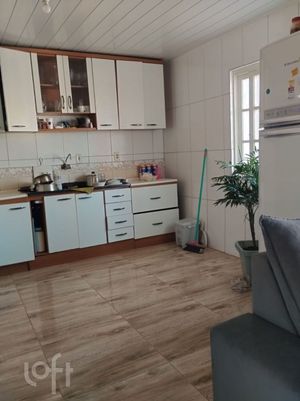 Image 17 - 881230
