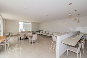 Image 60 - 881276