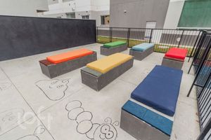 Image 67 - 881276