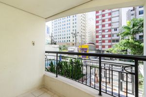 Image 4 - 881283