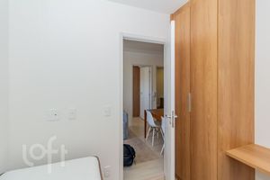 Image 15 - 881297