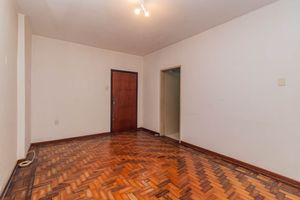 Image 3 - 881301