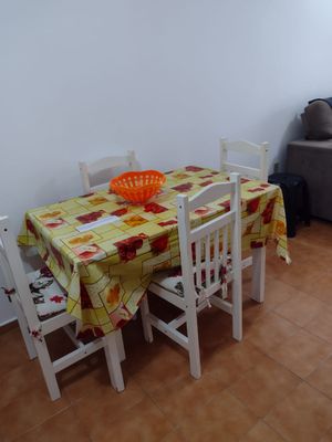 Image 8 - 881342