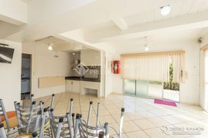 Image 15 - 881345
