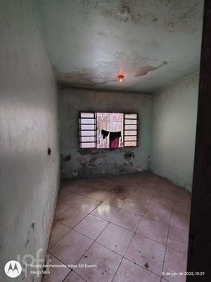 Image 9 - 881358
