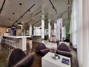 Image 6 - 881367