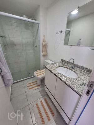 Image 9 - 881380