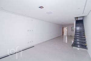 Image 42 - 881382