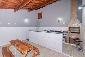 Image 36 - 881385