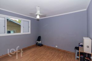 Image 9 - 881385