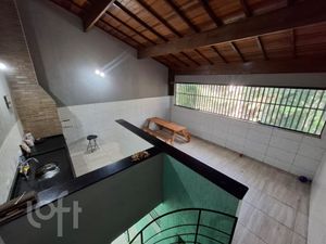 Image 22 - 881385