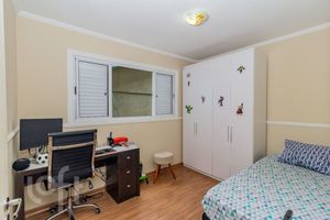 Image 14 - 881385
