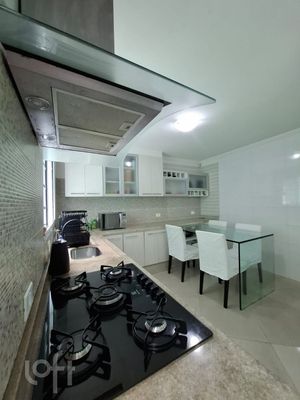 Image 3 - 881385