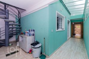 Image 42 - 881385