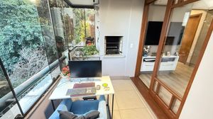 Image 9 - 881386