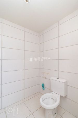 Image 9 - 881391