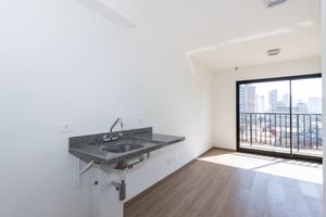 Image 8 - 881396