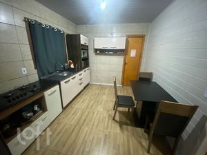 Image 10 - 881398