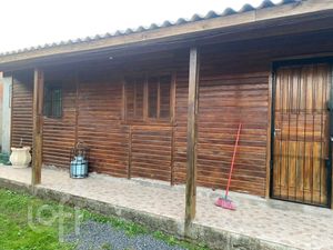 Image 8 - 881398