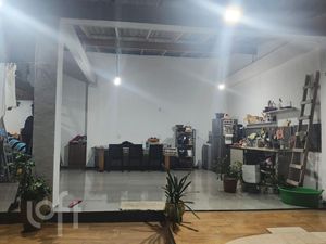 Image 13 - 881402