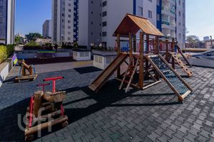 Image 48 - 881404