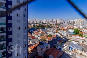 Image 8 - 881404