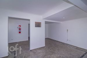 Image 57 - 881404