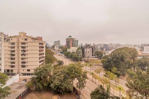 Image 2 - 881417