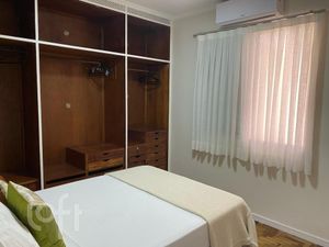 Image 10 - 881422