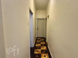 Image 3 - 881427