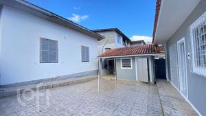 Image 4 - 881431