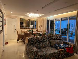 Image 2 - 881432