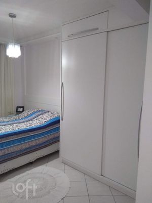 Image 9 - 881433