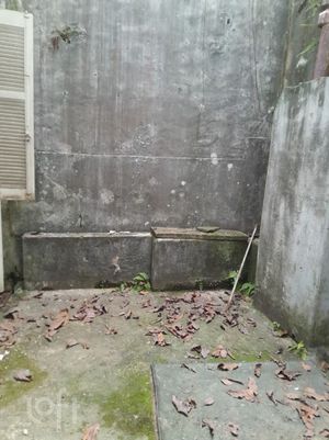 Image 6 - 881443