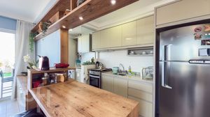 Image 8 - 881445