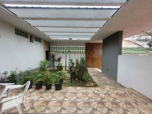 Image 4 - 881449