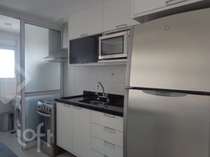 Image 8 - 881452