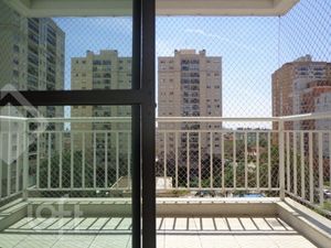 Image 5 - 881452
