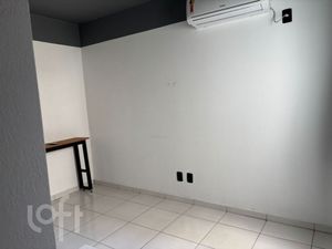 Image 9 - 881455